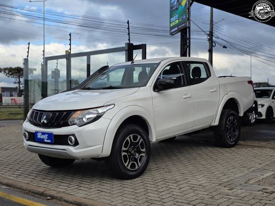 MITSUBISHI L200 TRITON 2.4 16V TURBO DIESEL SPORT GLS CD 4P 4X4 AUTOMÁTICO